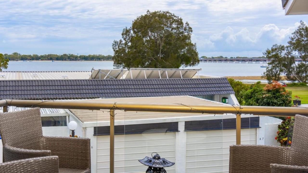 Beautiful Townhouse With Water Views Holiday home *