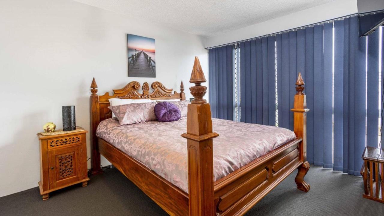Holiday home Beautiful Townhouse With Water Views *